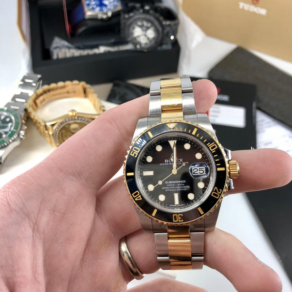 Sub-mariner Dual Tone Quartz Watch With Silver Gold Dial & Stainless Steel Strap For Men