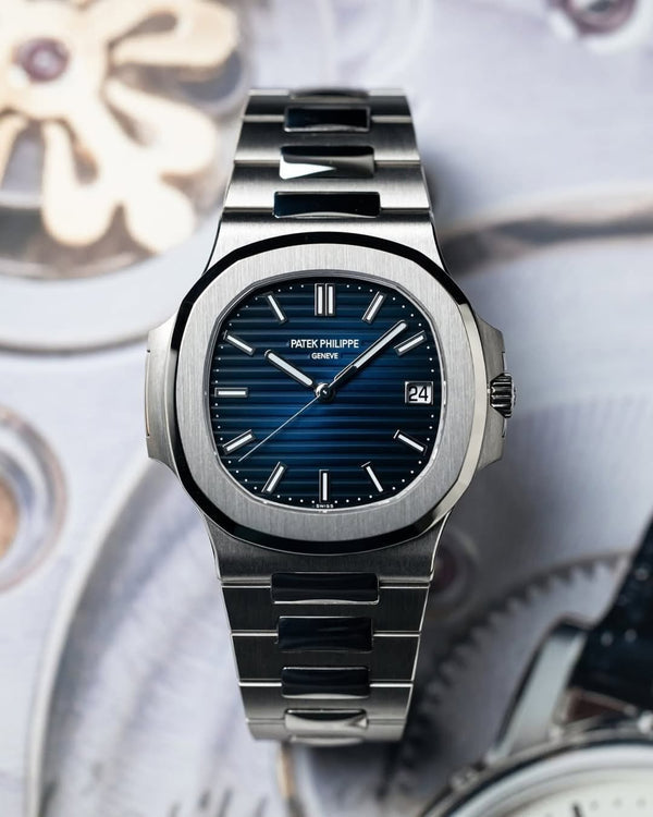 "Patek Philippe Nautilus Watch Blue Dial Silver Color Strap Quartz Movement Dated Watch PK-5711R-001-BLUE